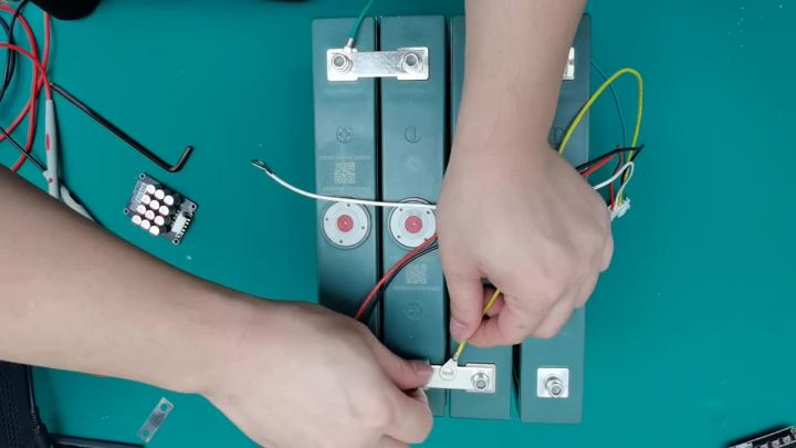 Heltecbms active balancer lifepo4 4s 5s 3s-16s lipo/lifepo4/lto battery cell balancer Group 3A 5A With Case 6S 7S 8S 12S 13S