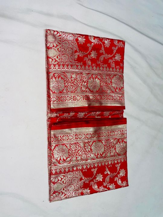 New%20silk%20benaroshi%20saree%2012%20hat%20without%20blouse%20piec%20-%20Image%203