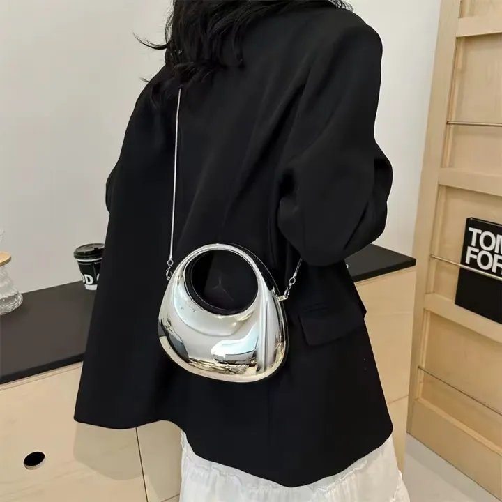 New%20Designer%20Moon%20Shaped%20Mini%20Clutch%20for%20Women%20%7C%20Moon%20Purses%20Young%20Lady%20Dinner%20Handbags%20%7C%20Luxury%20Evening%20Handbag%20%7C%20Eid%20Festival,%20Party,%20Wedding%20&%20Formal%20Fashion%20Purse%20-%20Image%208