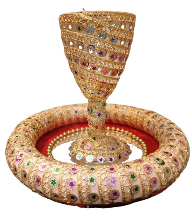 Doodh Pilai Glass For Bride And Groom With Tray