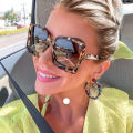 Big Frame Fashion Oversized Sunglasses Women Brand Designer Plastic Female Gradient Sun Glasses gafas de sol mujer UV400. 