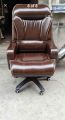 Executive heavy duty revolving chair(molti foam in seat)/computer chair/chair. 