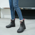 1 Pair of Women's Short Rain Boots, Pvc Non-Slip Water Shoes, Outdoor Waterproof Shoes, Fashionable Women's Water Boots. 