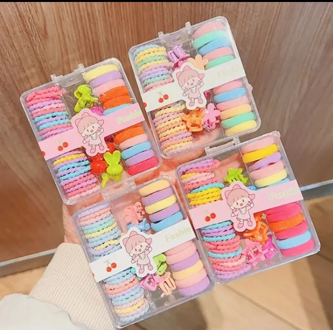 Kid's%20Beautiful%20Catcher%20Pony%20Pack%20-%20Image%202