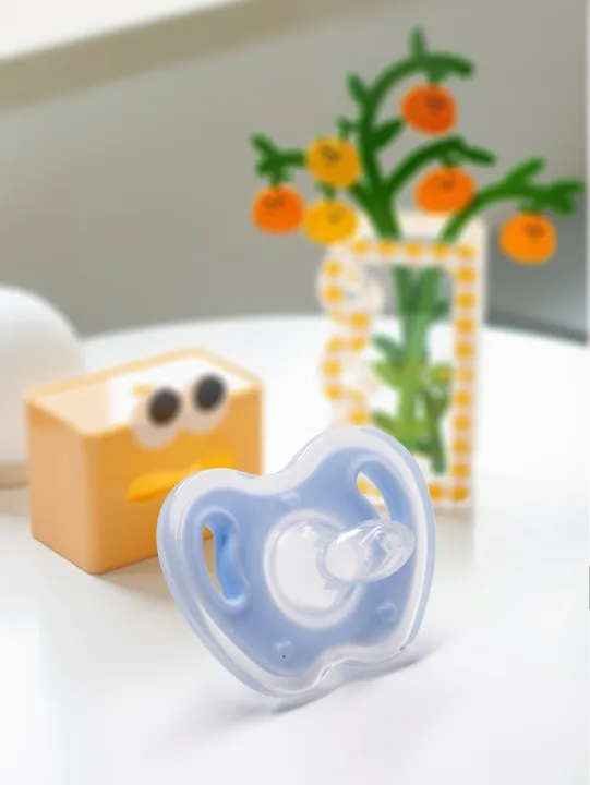 3Pcs%20Baby%20Apple%20Pacifier%20Set%20Silicone%20Soother%20with%20Spring%20pacifier%20chain%20and%20PP%20storage%20Box%20100%25%20BPA%20Free%20Portable%20Pacifier%20Set%20-%20Image%207