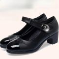 Spring/autumn New Pointed Head Square with Solid Color Thick Heel Shoes Fashion Comfortable  Casual Banquet Women's Shoes. 