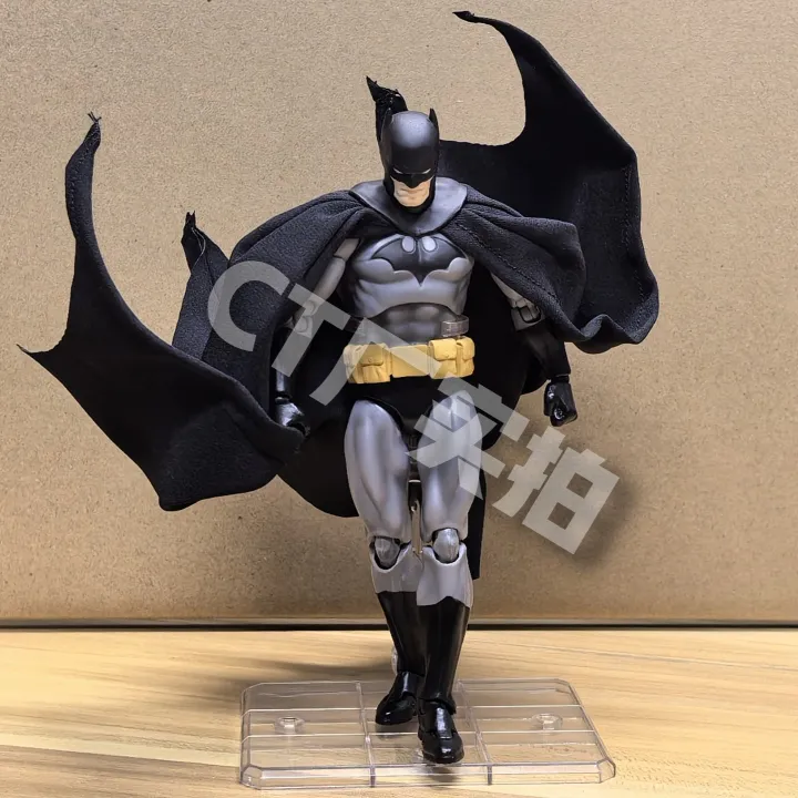 CT%20Toys%20Batman%20Figure%20Batman%20Mafex%20126%20Action%20Figures%20DC%20Justice%20League%20Hush%20Figurine%20The%20Dark%20Knight%20Collection%20Toy%20%20-%20Image%203