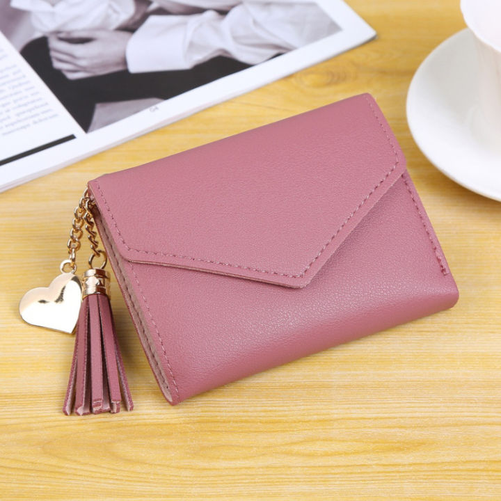 Wallet%20Women's%202024%20New%20Short%20Style%20Tassel%20Pendant%20Litchi%20Pattern%20Money%20Clip%20Card%20Bag,%20Cute%20Zero%20Wallet%20in%20Hand%20-%20Image%208