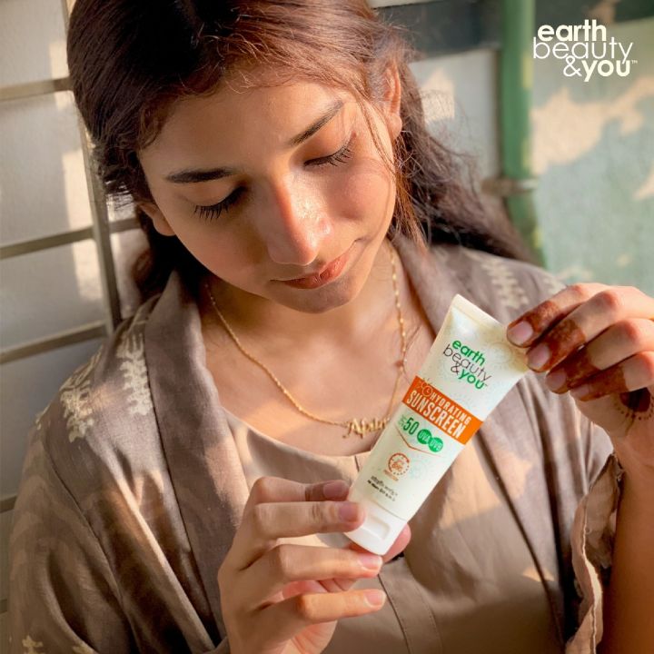Earth%20Beauty%20&%20You%20Hydrating%20Sunscreen%20(SPF%2050%20UVA%20UVB)%20-%2050ml%20-%20Image%204