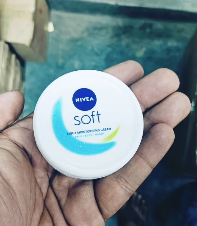 Nivea%20Soft%20Moisturising%20Cream%2050ml%20-%20Image%204