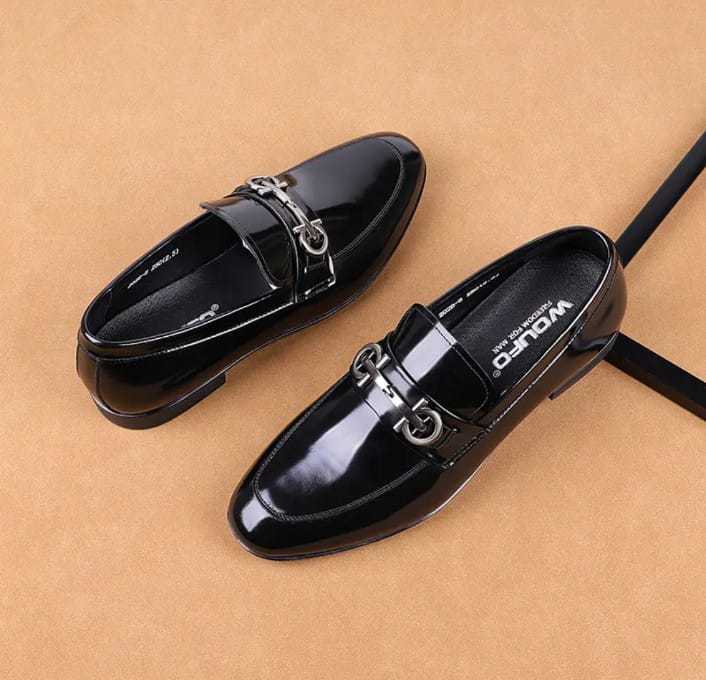 Pumpi%20shoes%20have%20been%20prepared%20for%20boys%20and%20men%20which%20are%20very%20soft,%20comfortable,%20precious%20and%20good%20looking..%20-%20Image%202