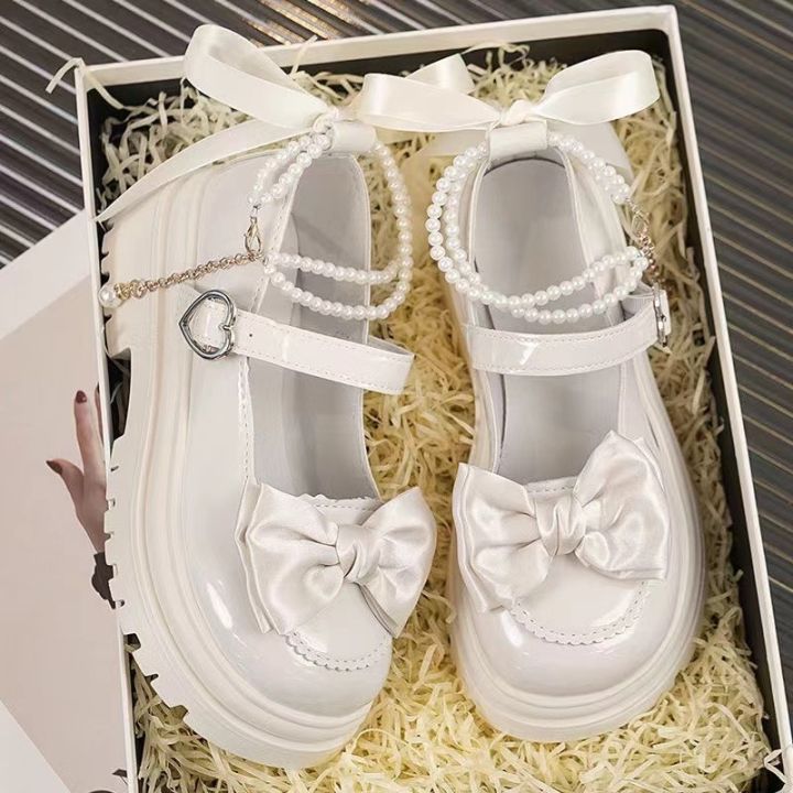 Lolita%20Shoes%20Heart%20Buckle%20Women%20Sweet%20Bow%20Pearl%20Chain%20Mary%20Janes%20Shoes%20Woman%20PU%20Leather%20Thick%20Bottom%20Party%20Pumps%20Mujer%20Zapatos%20-%20Image%206