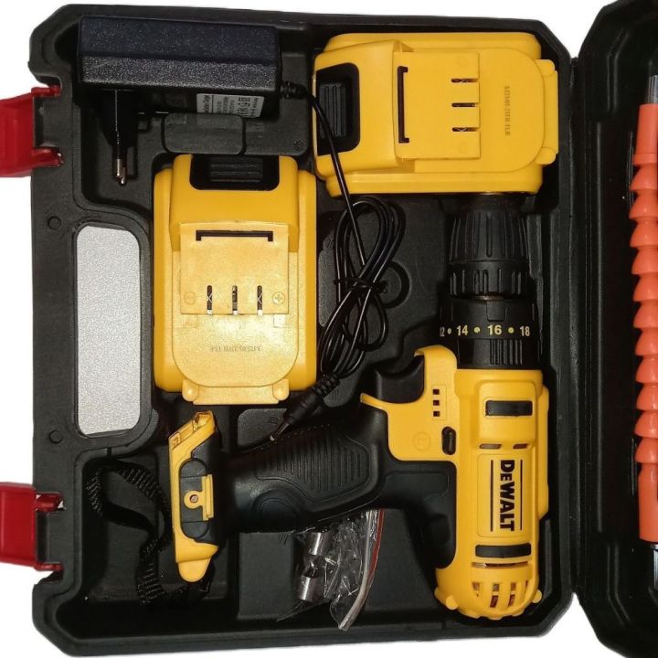 24V%20Cordless%20Drill%20with%20hammer%20Dewalt%20brand%20-%20Image%204