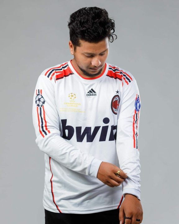 AC%20Milan%20KAKA%20Vintage%20Kit%20%7C%20KAKA%20Jersey%20-%20Image%202