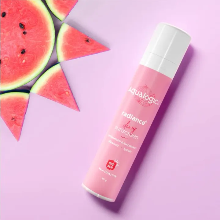 Aqualogica%20Radiance+%20SPF%2050+%20Dewy%20Sunscreen%2050g%20Indoor%20&%20Outdoor%20Protection%20-%20Image%202