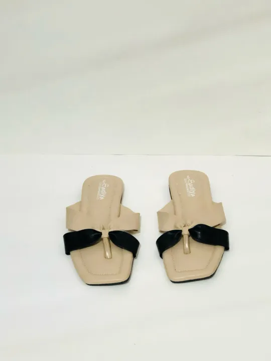 Ladies%20Regular%20Use%20Fashionable%20Flat%20Sandals%20-%20Girls%20Slim%20Fit%20Slips%20On%20Slippers%20%7C%20Four%20Fita%20-%20Image%207