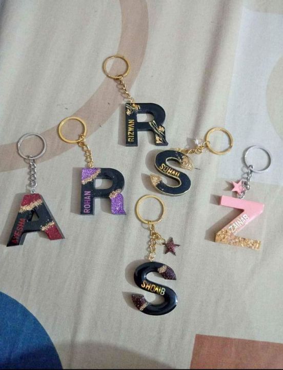 resin%20alphabet%20names%20keychain%20handmade%20customized%20beautiful%20%E2%9D%A4%EF%B8%8F%20-%20Image%204