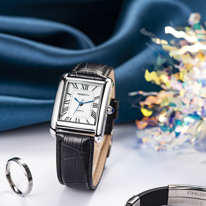 Retro-Style Simple Small Square Watch with Roman Numerals, Trendy and Artistic Quartz Movement Wristwatch