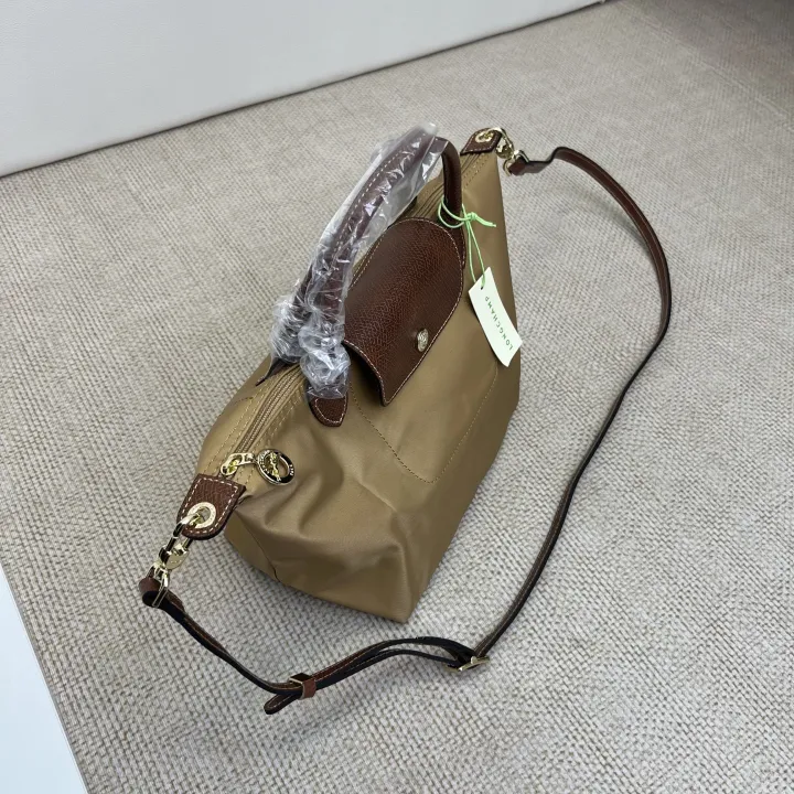 Auth%20LongChamp%CB%89%20Paris%20Le%20Pliage%20Top%20Handle%20Bag/Crossbody%20Bag%207%20Colors%20Small%20Version%2028/20x22cm%20-%20Image%2010