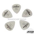 (Ready to send) stainless steel guitar pick stainless steel guitar pick 0.3mm teardrop triangle shape. 