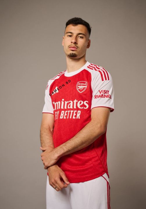 Arsenal%20new%20season%20home%20Kit%20jersey%20%202025/26%20half%20sleeves%20-%20Image%204