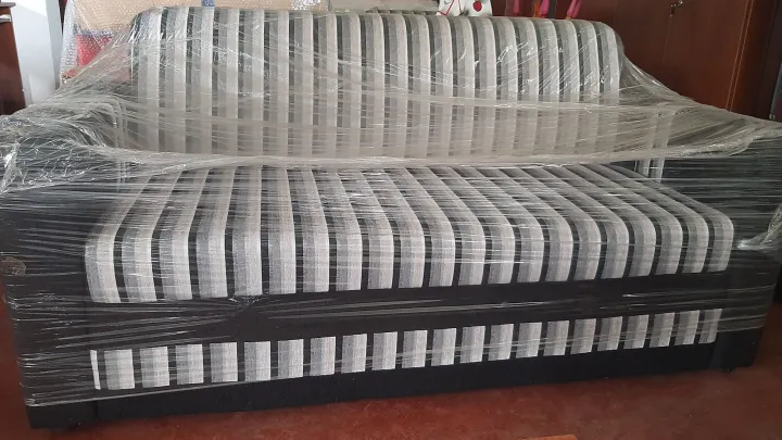 Lite%20Sofa%20-%20Black%20And%20White%20Fabric%20-%20Image%204