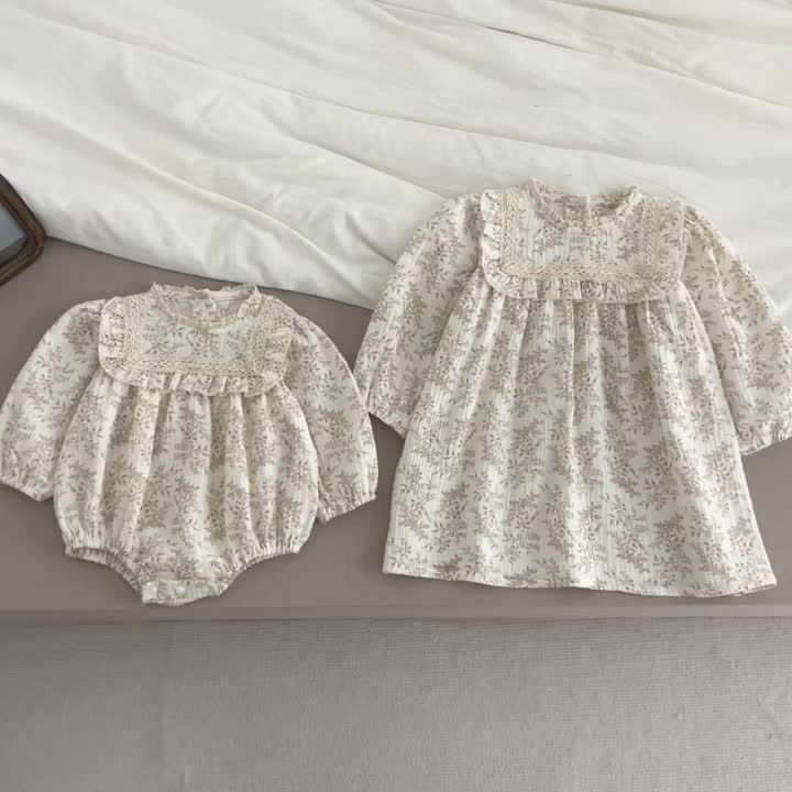 New Sisters Dress Infant Baby Girls Lace Collar Dress Rompers Kids Girls Vintage Flowers Princess Dress Family Clothes Rompers