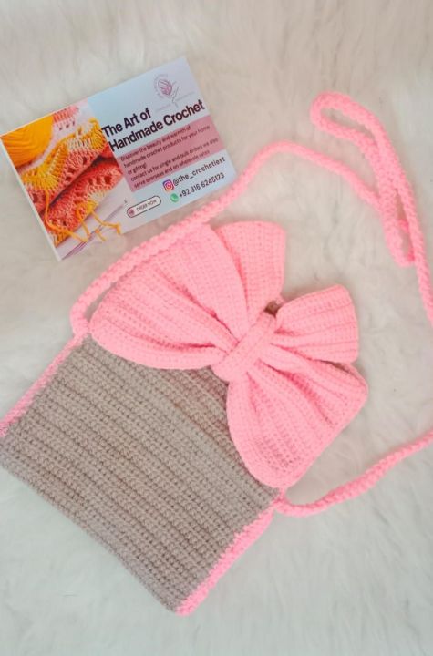 handmade%20crochet%20woven%20bow%20pouch%20bag%20for%20teens%20and%20girls%20-%20Image%202