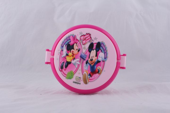 Round%20Shape%20Lunch%20Box%20Unbreakable%20Plastic%20With%20Beautiful%20Printed%20Characters%20Partitions%20With%20Inner%20Box%20Plate%20And%20Spoon%20-%20Image%205