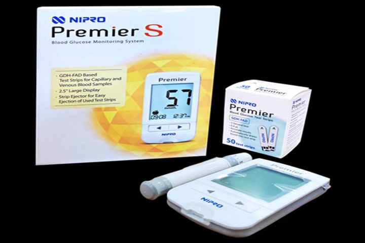 NIPRO%20Premier%20S%20Blood%20Glucose%20Monitoring%20System%20with%2050%E2%80%99s%20strip%20-%20Image%205