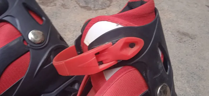 Roller%20Skates%20-%20Image%203