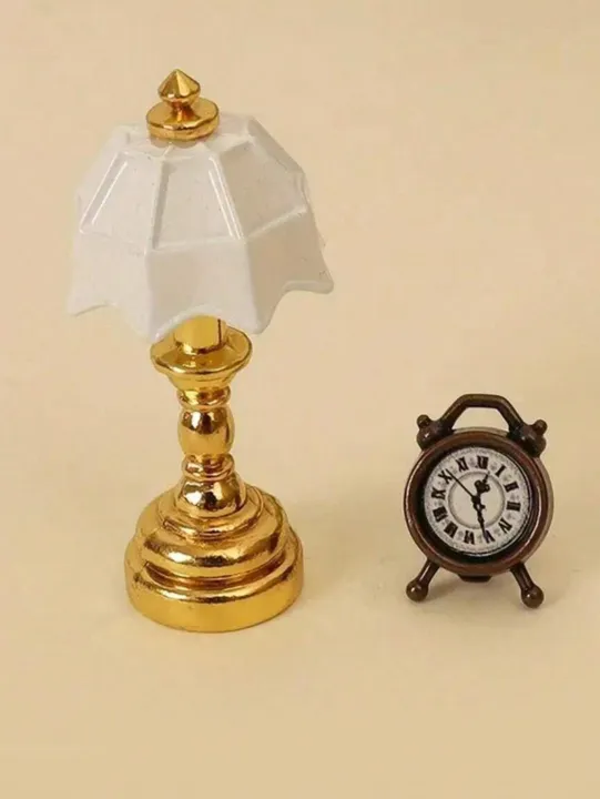 Dollhouse%20Mini%20French%20Table%20Lamp%20with%20Alarm%20Clock,%20Alloy%20Steel%201:12%20Model%20Decor,%20No%20Power%20Required%20for%20Bedroom/Living%20Room%20-%20Image%204