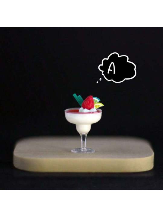 1:12%20Scale%20Miniature%20Simulation%20Goblet%20Yogurt%20&%20Ice%20Cream%20Cup%20Dollhouse%20Accessories%20Scene%20Ornaments%20-%20Image%202