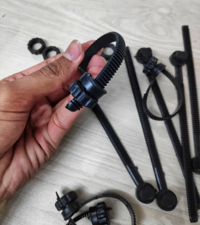 Cycle%20Deeper%20Horn-Light%20Horn%20Mount%20Holder%201%20piece%20-%20Image%203