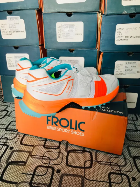 FROLIC%20Lightweight%20Cricket%20Shoes%20%E2%80%93%20Rubber%20Sole%20%E2%80%93%20Men's%20Sports%20Footwear%20%E2%80%93%20Made%20in%20India%20-%20Image%203