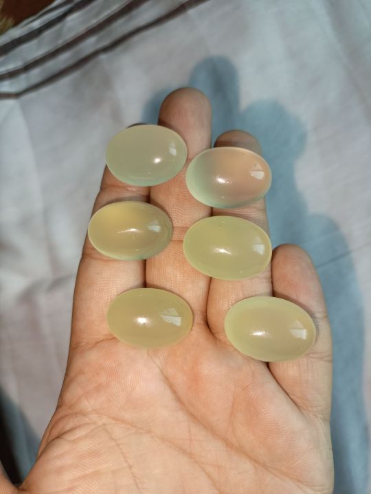 Big%20Size%20White%20Haqeeq%20Doodia%20Haqeeq%20100%25%20natural%20%20Aqeeq/Akik/agate/nag/stone/Gemstone/Haqeeq.%20White%20Haqeeq%20Stone%20/White%20Haqeeq%20Gemstone%20/White%20Aqeeq%20Stone%20/white%20Aqeeq%20Gemstone.%20-%20Image%204