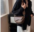 2023 New Solid Color PU Leather Women's Crossbody Bag With Stylish Red Wide Shoulder Strap Shoulder Small Square Bag. 