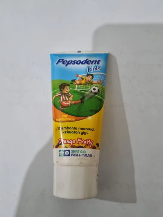 Pepsodent%20kids%20orange%20fruity%20tooth%20paste%20in%2080g%20-%20Image%202