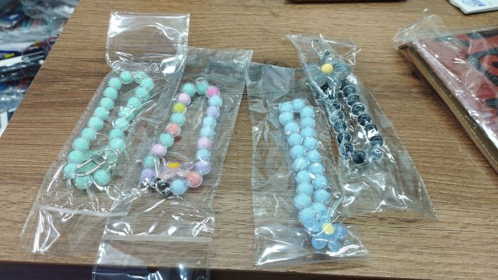 Pearl%20Mobile%20Charms%20Bracelet%20for%20Mobile%20Phones%20Case,%20Fancy%20Mobile%20Charm%20%7C%20Aesthetic%20Charms%20String%20%7C%20Detachable%20Wrist%20Bracelet%20%7C%20Anti-Theft%20Charm%20Bracelet%20for%20Mobile%20Case,%20Camera%20%7C%20Mobile%20Phone%20Fashion%20Accessories%20for%20Women%20&%20Girls%20-%20Image%205
