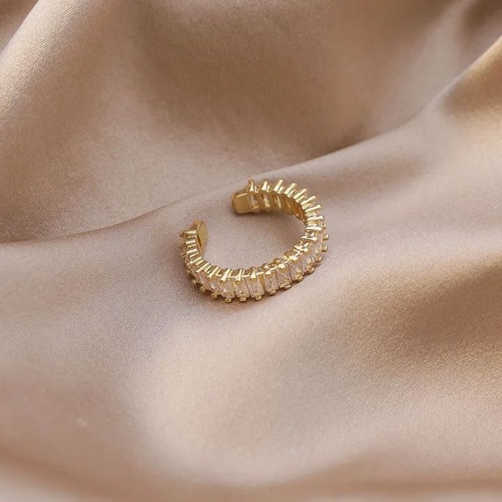 gold%20plated%20ring%20adjustable%20white%20stone%20gold%20plated%20rings%20for%20women%20elegant%20(%20random%20design)%20-%20Image%203