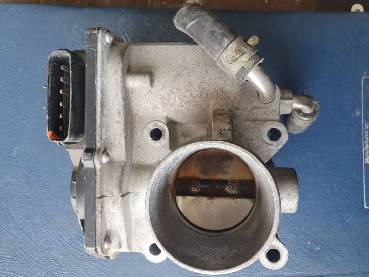 Toyota Corolla 1.3 XLI - GLI 1300cc Japani Throttle Body Genuine Kabuli RPM Control Genuine Part