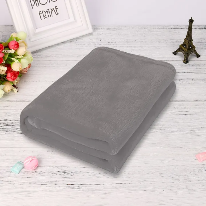 Plain%20Flannel%20Coral%20Blanket%20Small%20Fleece%20Sheet%20Super%20Warm%20Solid%20Micro%20Plush%20Fleece%20Blanket%20Throw%20Rug%20Sofa%20Bedding%20Supplies%20-%20Image%206
