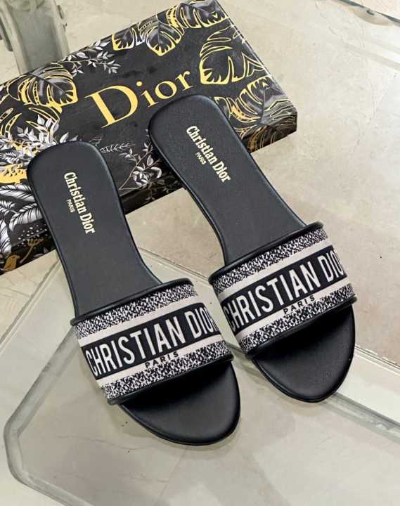 Christian%20Dior%20Dway%20slide%20-%20Image%202