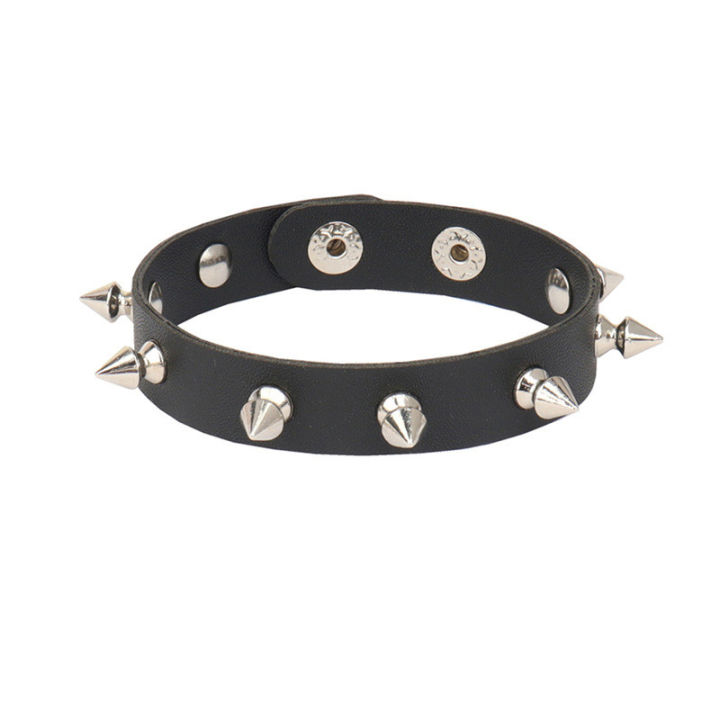 2024%20Pu%20Leather%20Studded%20Bracelet%20Choker%20Punk%20Spike%20Rivets%20Cuff%20Black%20Wristband%20Adjustable%20Cuff%20Bangle%20-%20Image%206