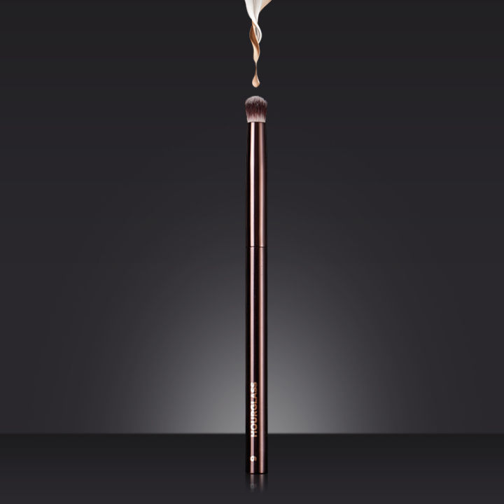 Hourglass%20Makeup%20Brush-%20No.9%20Domed%20Shadow%20Brush%20Soft%20Fiber%20Hair%20Blending%20Eyeshadow%20Fashion%20Design%20Single%20Eye%20Brush%20-%20Image%204