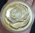 PREMIUM

QUALITY

Yo

WHITENING & ANTI-FRECKLE

GOLD CAVIAR

NIGHT CREAM

Rejuvenate Skin Potent anti-aging & replenish skin

NET WT. 20 g.

‎‫كافيار الليلي للكلف ولنمش‬‎. 
