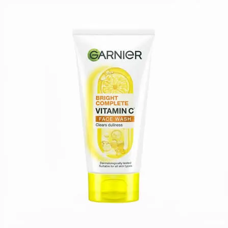 Garnier%20Bright%20Complete%20Vitamin%20C%20Face%20Wash%20-50gm%20-%20Image%202