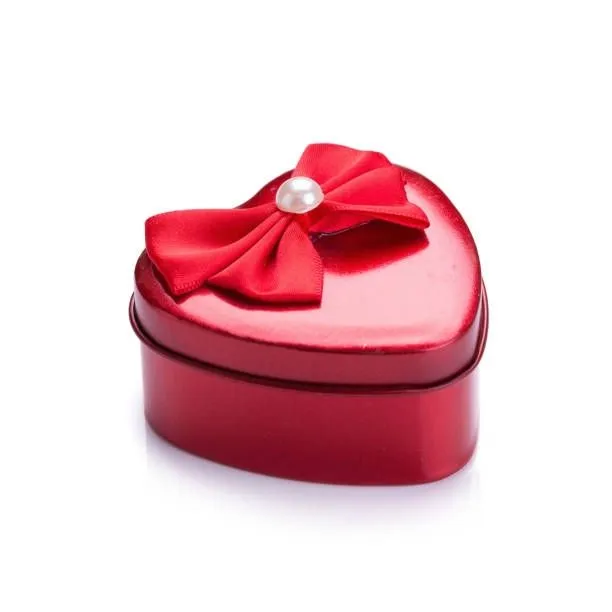 Metal Heart Shaped Empty Gift Box HEART SHAPE METAL GIFT BOX WITH TEDDY & RED ROSE FLOWERS box /BEAUTIFUL VALENTINE GIFT FOR BOYFRIEND, GIRLFRIEND, WIFE, LOVE COUPLE VALENTINE DAY, ANNIVERSARY, BIRTHDAY GIFT SET LOVE  This trinket Metal box can be given o