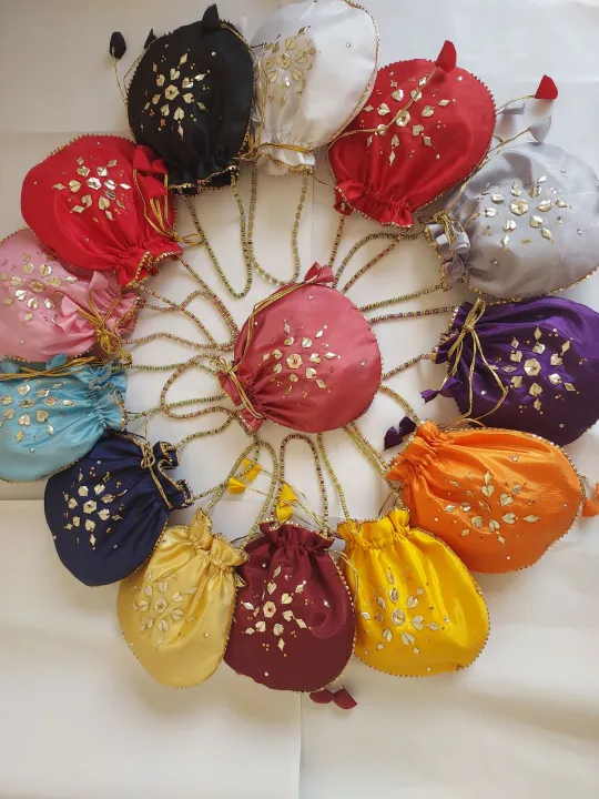 Fancy%20embroidered%20clutch/potli%20bag%20for%20wedding%20parties%20designer%20traditional%20potli%20gol%20bag%20with%20Handmade%20Gota%20work%20-%20Image%205