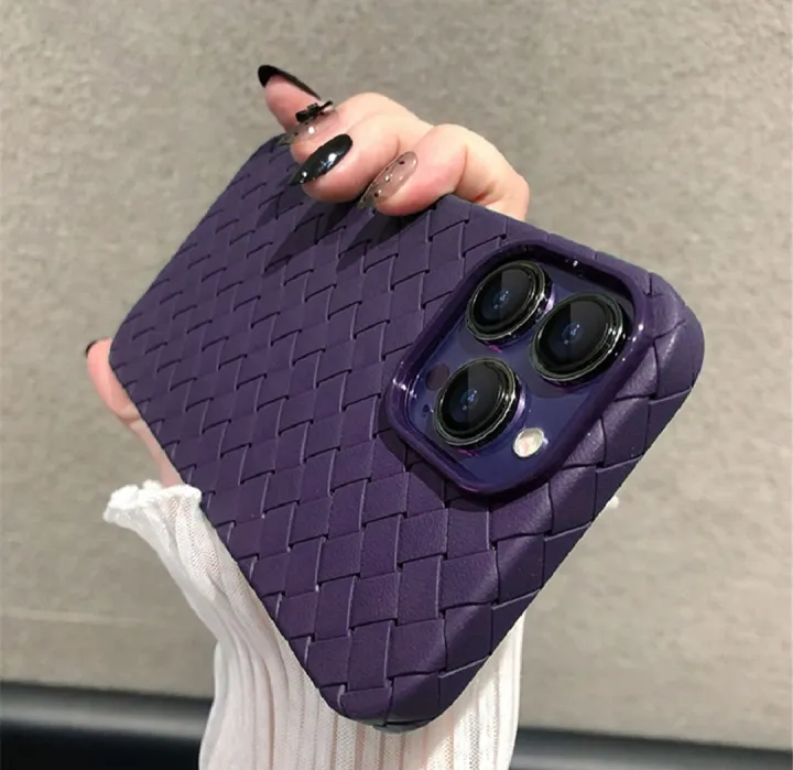 Premium%20Woven%20Leather%20Feel%20Case%20for%20iPhone%2016/16%20Pro/16%20Plus/16%20Pro%20Max-%20Durable,%20Stylish,%20and%20Shockproof%20Protection"%20-%20Image%204